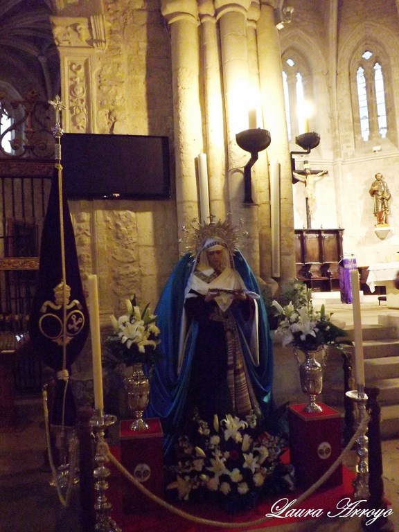 Triduo a la Santísima Virgen de la Misericordia y a Nuestro Padre Jesús Caído